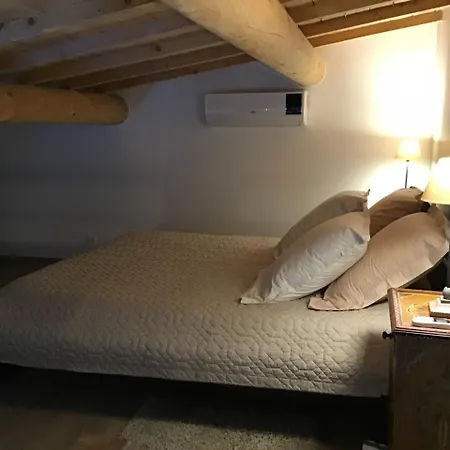 Vendégház Maison D'hotes 